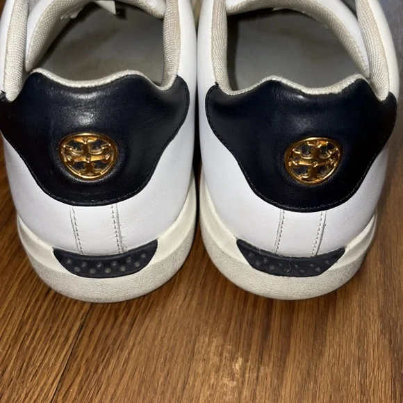 Tory Burch Leather Classic White Lace-Up Sneakers Size 8.5 - Picture 3 of 8